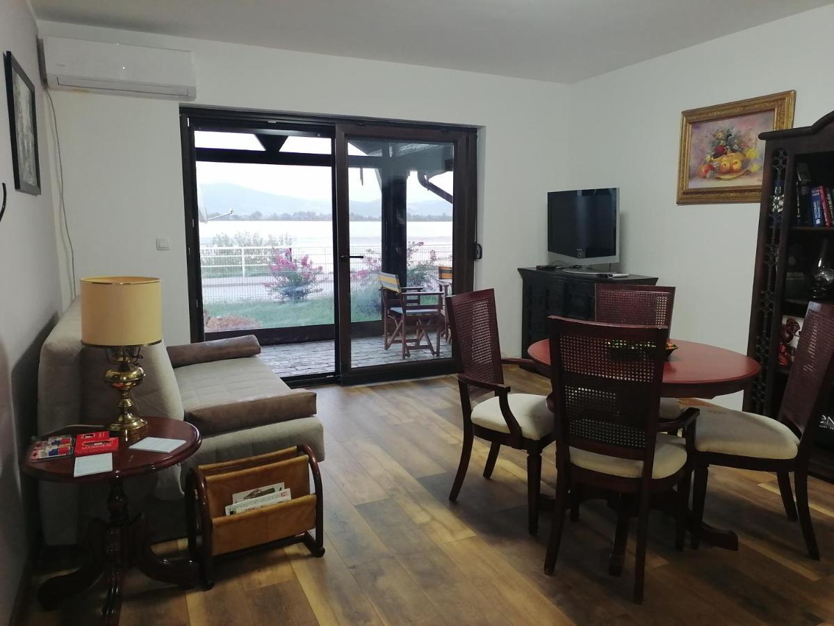 גולובאץ Apartman Sandrina מראה חיצוני תמונה
